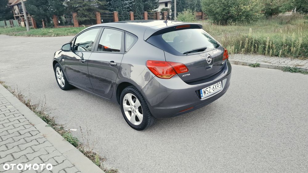 Opel Astra - 5