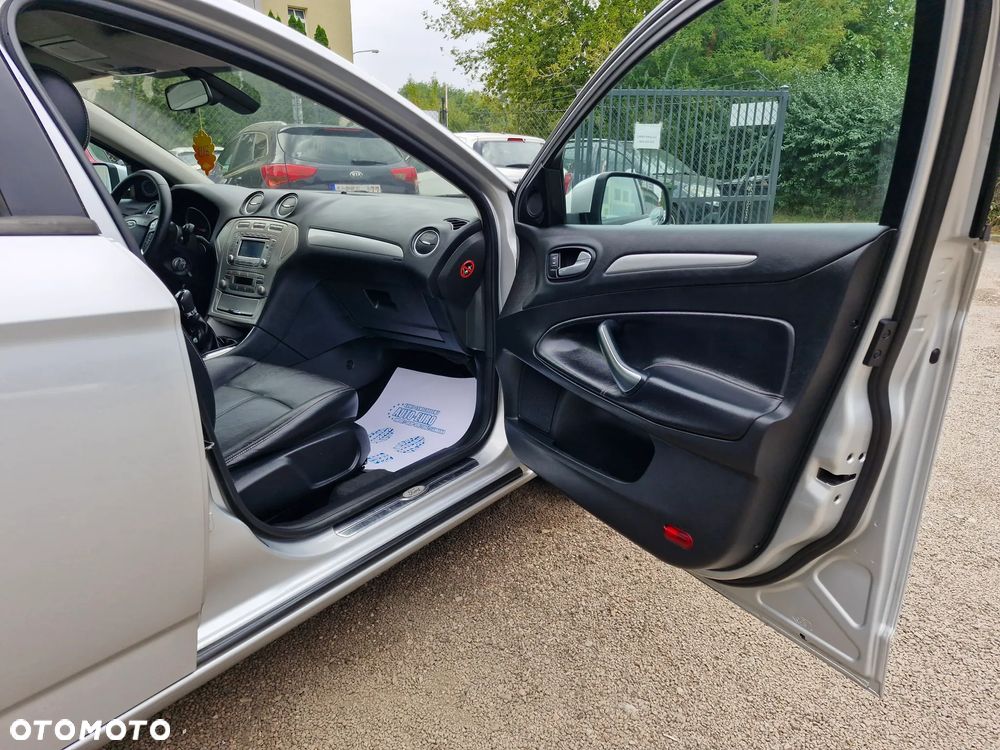 Ford Mondeo 1.8 TDCi Titanium - 15