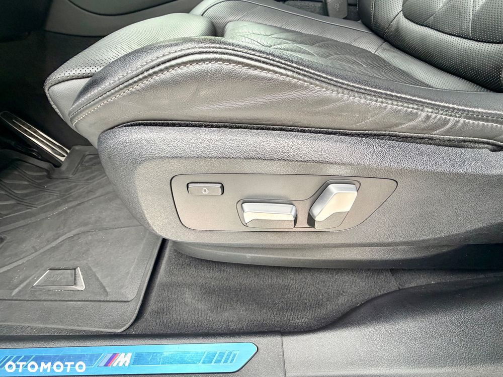 BMW X5 xDrive30d - 7