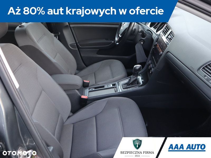 Volkswagen Golf Variant - 10