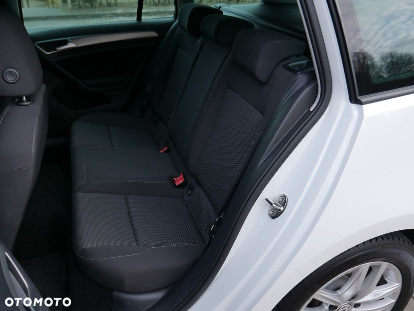 Volkswagen Golf 1.5 TSI BMT Comfortline - 30