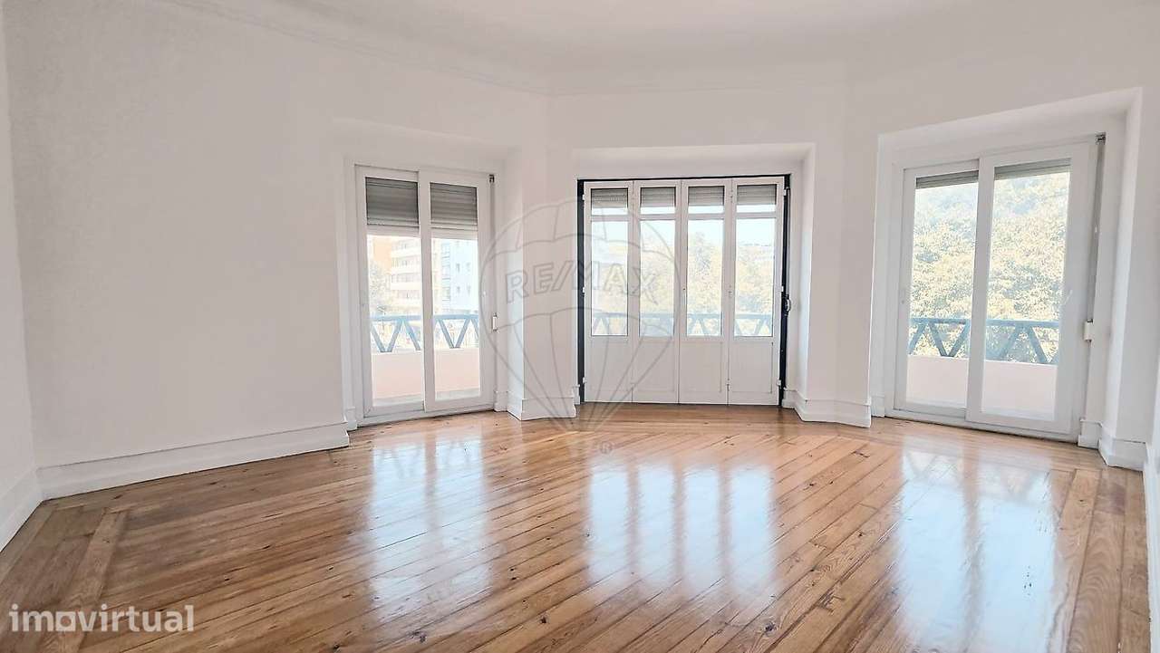 Apartamento T3 para arrendamento - Grande imagem: 2/30
