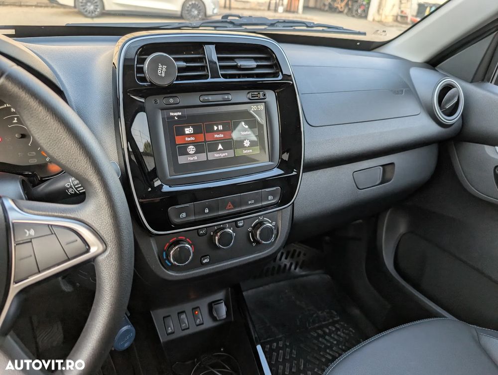 Dacia Spring Expression - 3