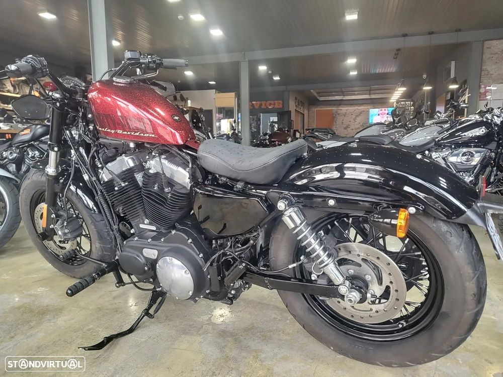 Harley-Davidson XL 1200X Forty-Eight - 13