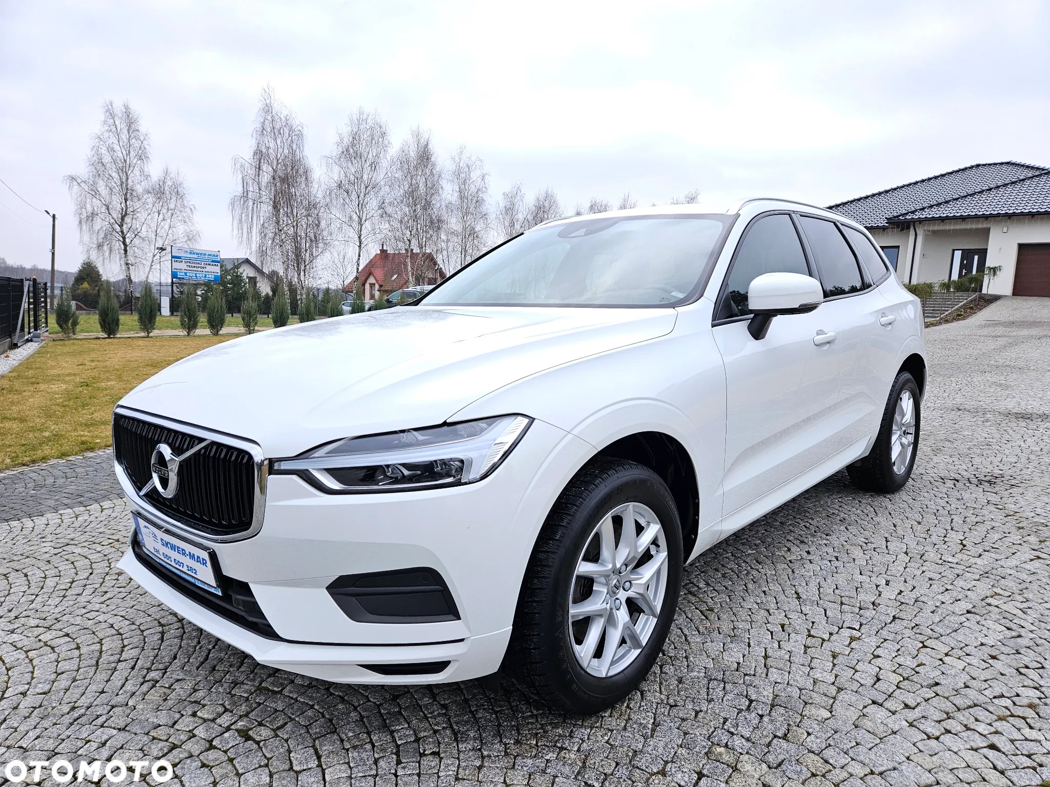 Volvo XC 60 T4 Momentum Pro - 2