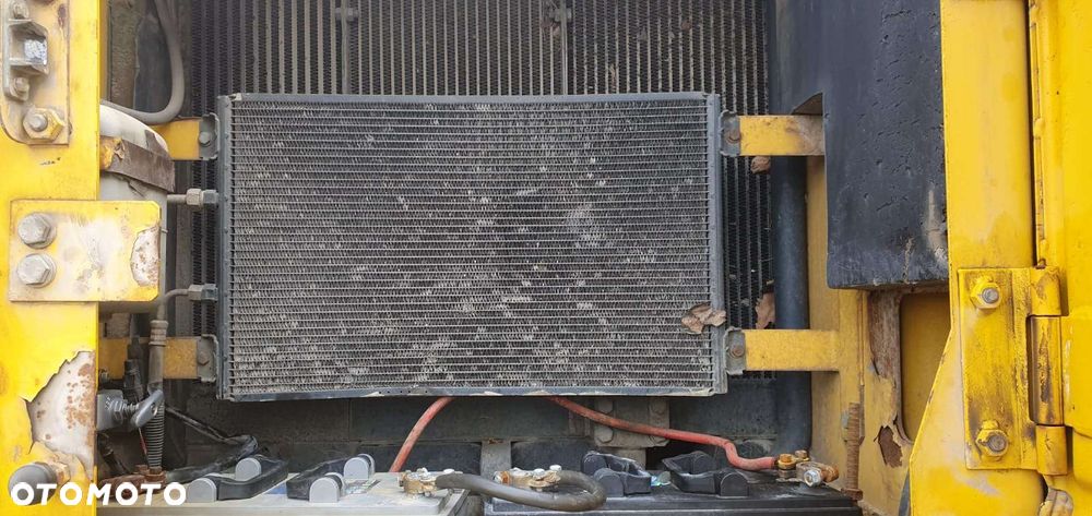Komatsu PW200 - 5