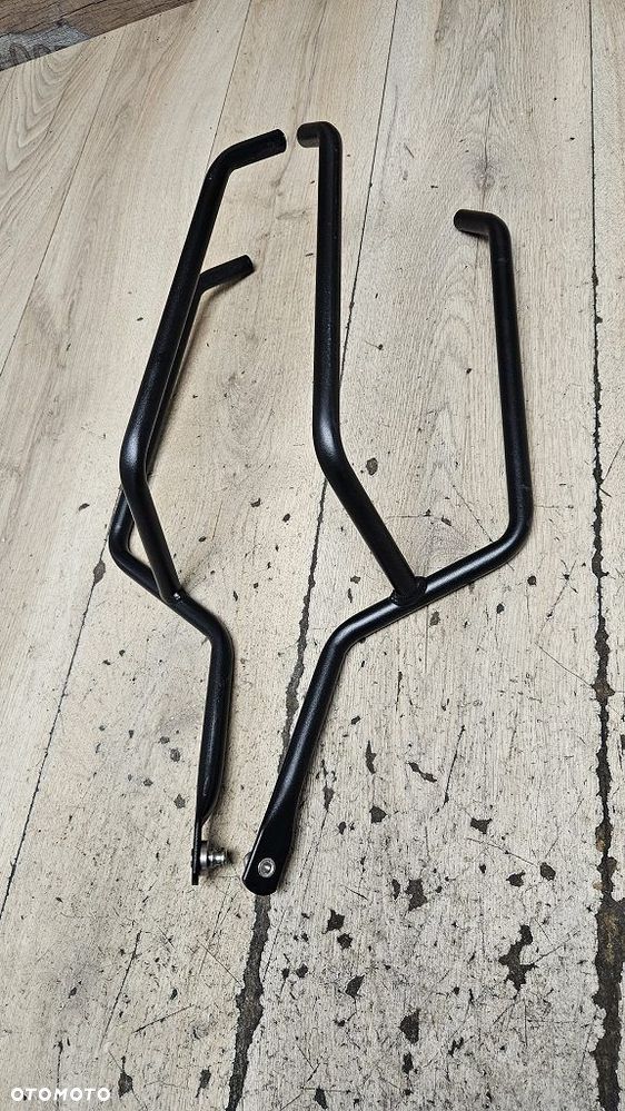 Stelaż pod torby boczne Givi Remove-X - 2