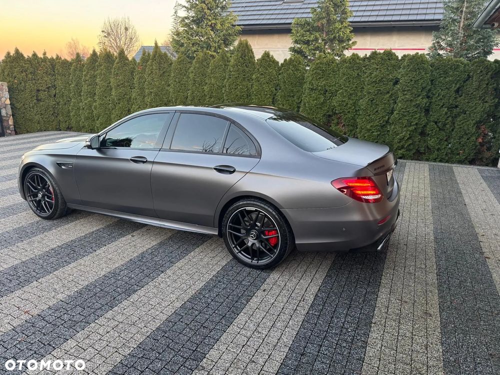 Mercedes-Benz Klasa E AMG 63 S 4Matic+ AMG Speedshift MCT-9G - 6