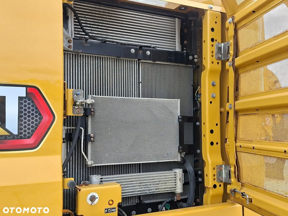 Caterpillar CAT 320 LONG REACH - 10