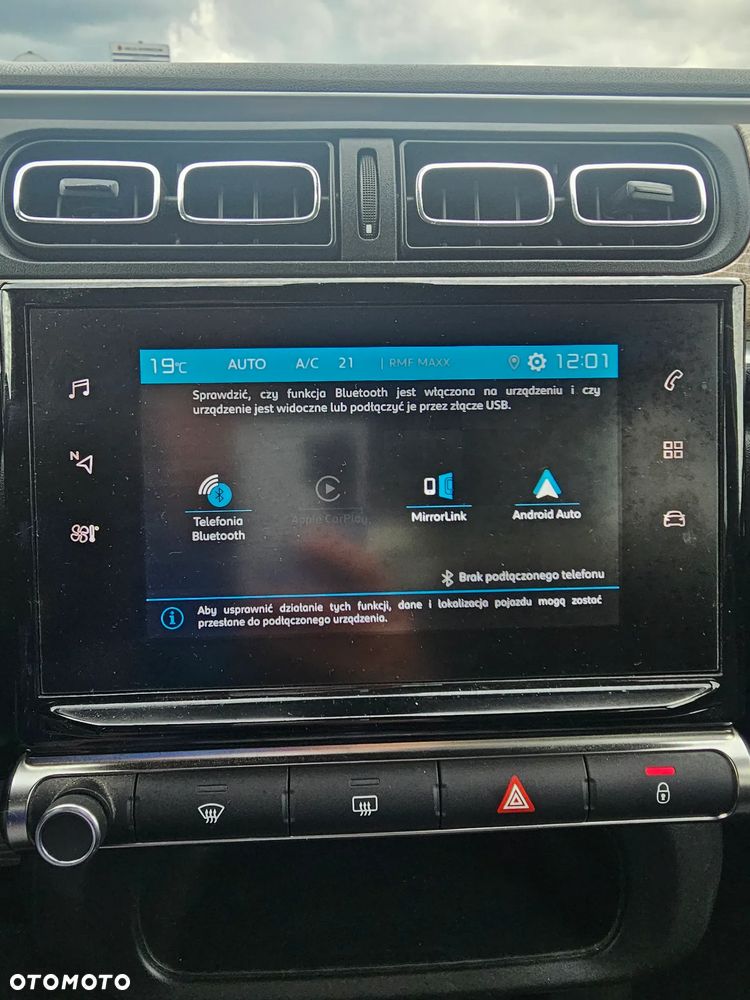 Citroën C3 1.2 PureTech Shine EAT6 - 23