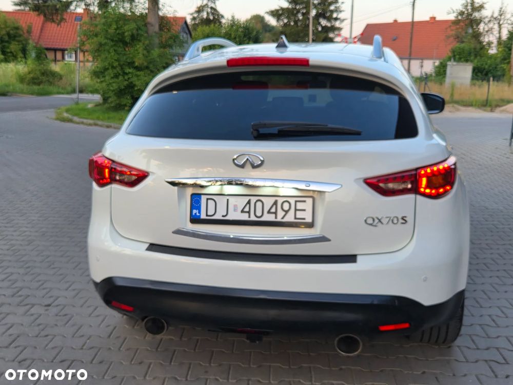 Infiniti QX70 3.7 S Premium - 6
