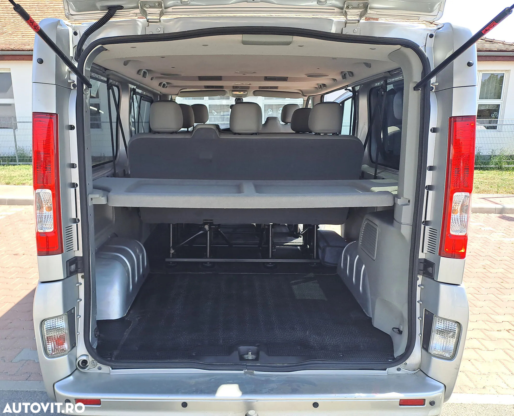 Opel Vivaro 2.0 CDTI L2H1 EcoFlex DPF - 8