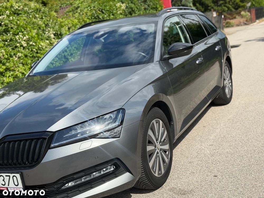 Skoda Superb 2.0 TDI SCR Style DSG - 39