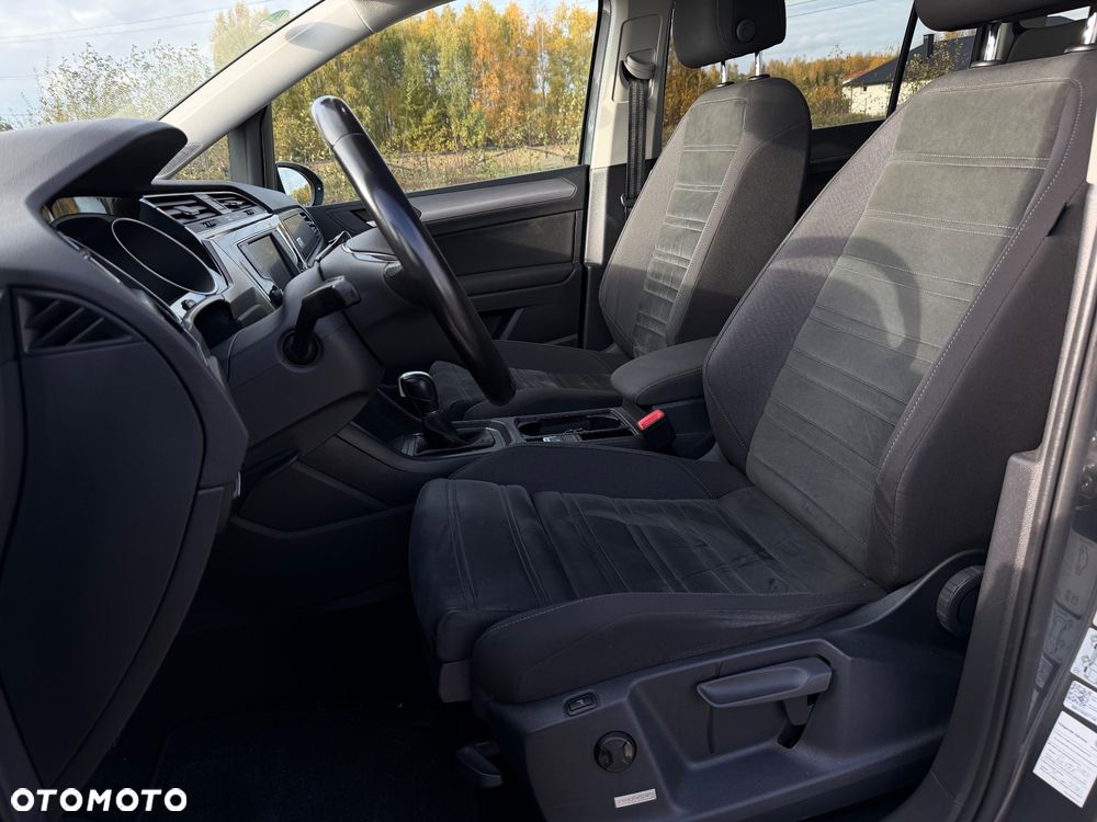 Volkswagen Touran 1.6 TDI SCR (BlueMotion Technology) DSG Comfortline - 25