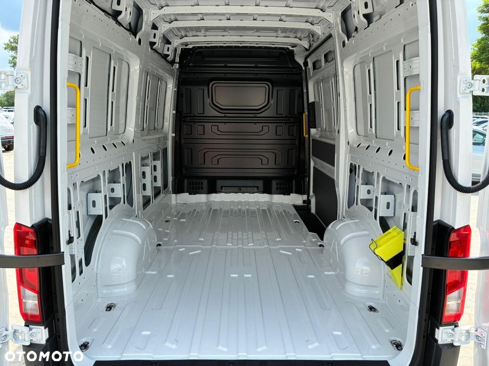 Volkswagen Crafter 35 Furgon AUTOMAT/L3H3, 2.0TDI 177KM, Wysoki dach, r.o. 3640 - 14
