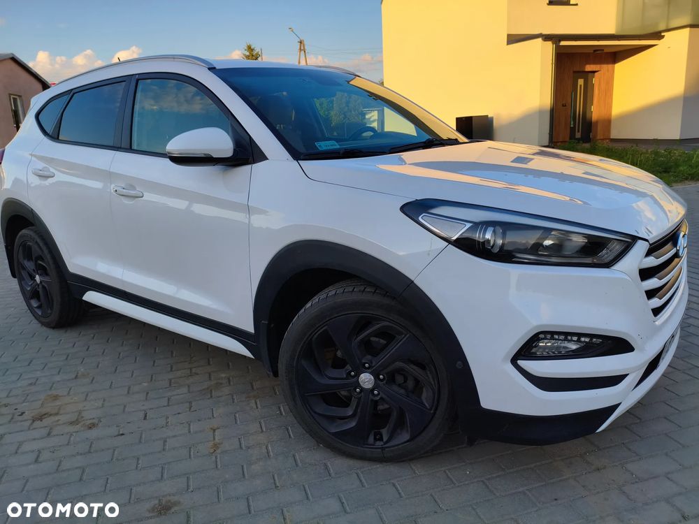 Hyundai Tucson - 1