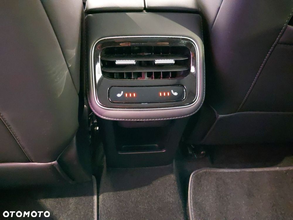 Chery Tiggo 8 1.6 T-GDI Prestige DCT - 19