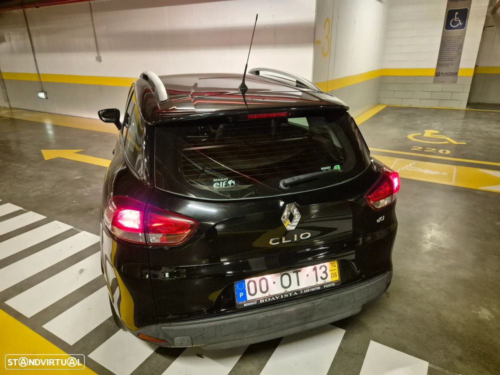 Renault Clio Sport Tourer 1.5 dCi Dynamique S - 12