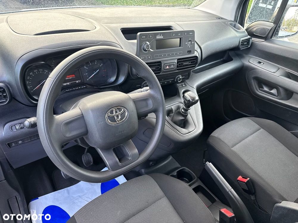 Toyota Proace City Verso 1.5 D-4D Combi - 17