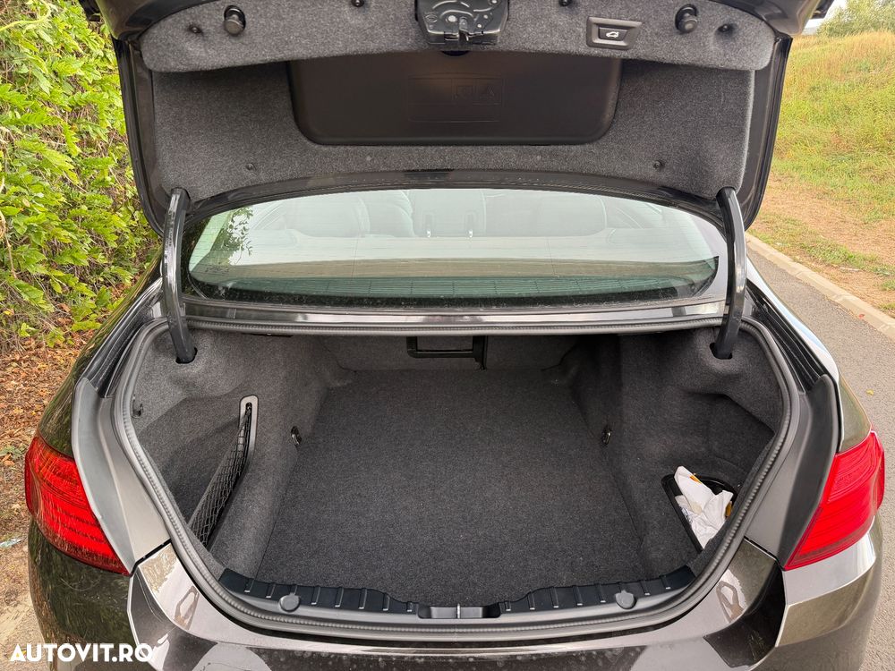 BMW Seria 5 530d xDrive Aut. Luxury Line - 12
