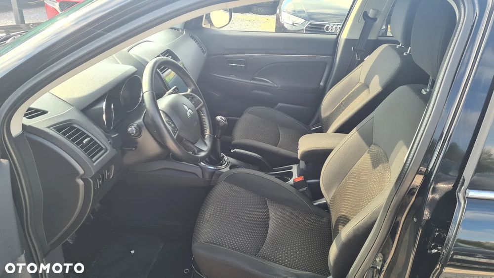 Mitsubishi ASX 1.6 2WD Intense - 33
