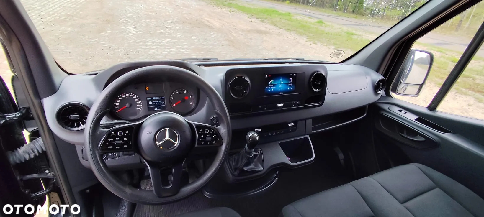 Mercedes-Benz Sprinter - 8