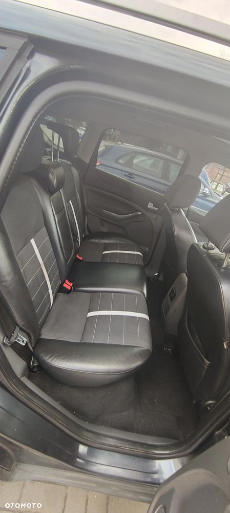 Ford Kuga 2.5 Titanium - 17
