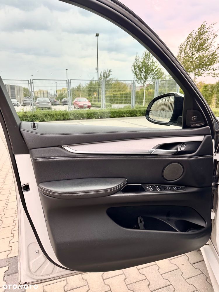 BMW X6 xDrive30d - 18