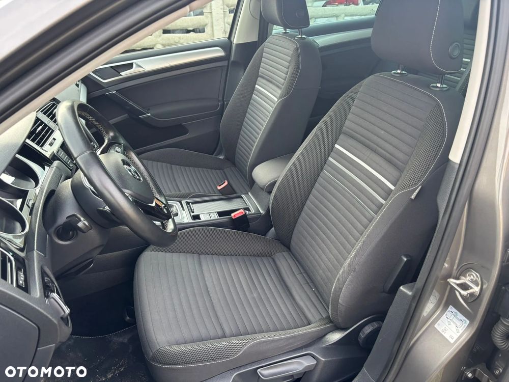 Volkswagen Golf 2.0 BlueTDI DSG Cup - 12