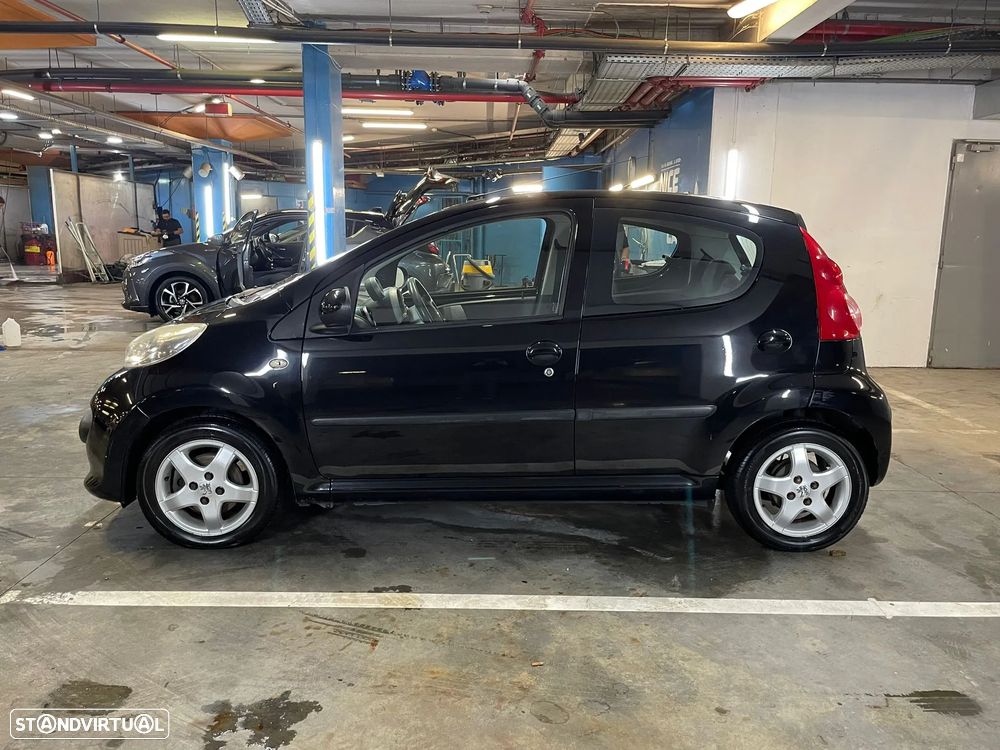 Peugeot 107 1.0 Trendy - 4
