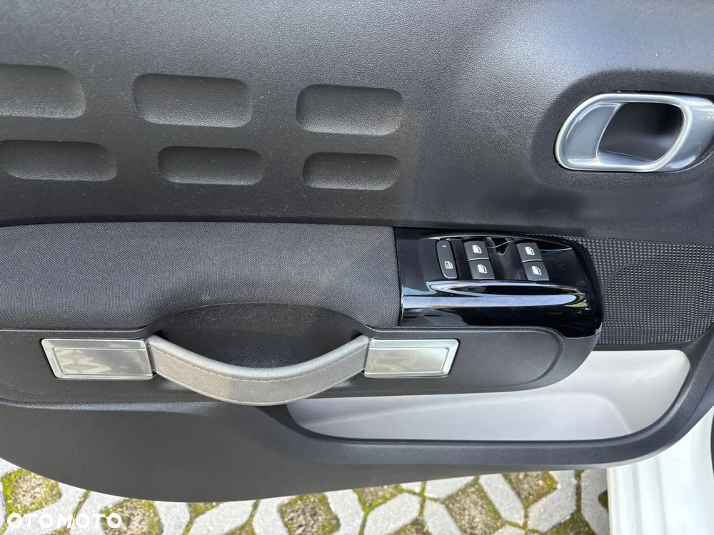 Citroën C3 1.6 BlueHDi Shine S&S - 14