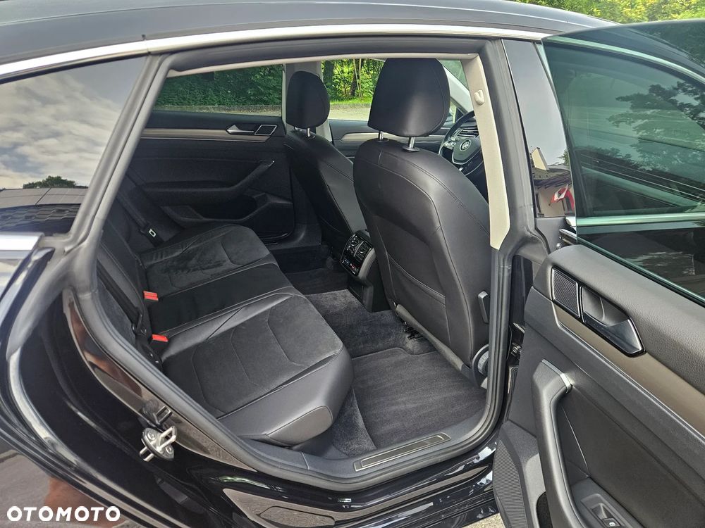 Volkswagen Arteon 2.0 TDI SCR DSG Elegance - 31