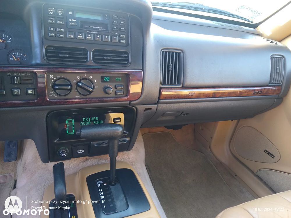 Jeep Grand Cherokee - 11