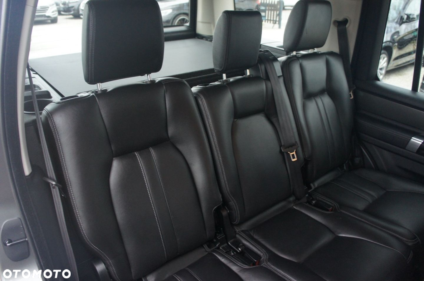 Land Rover Discovery - 17