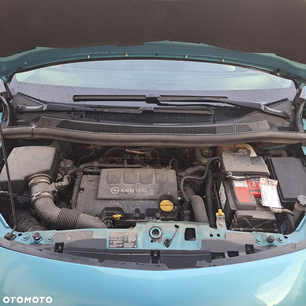 Opel Meriva 1.4 T Essentia - 17