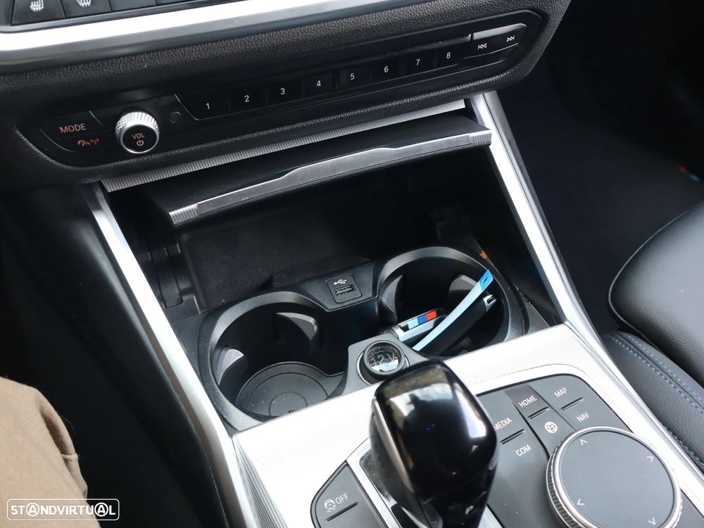 BMW 330 e Aut. M Sport - 44