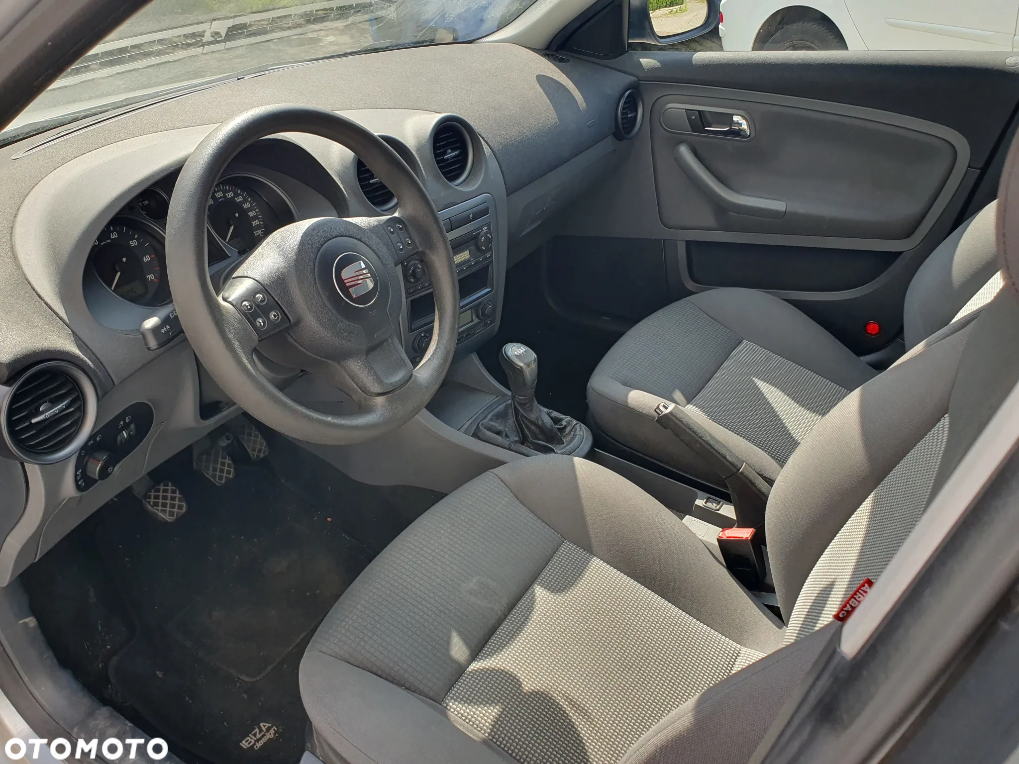 Seat Ibiza 1.4 16V Reference - 22