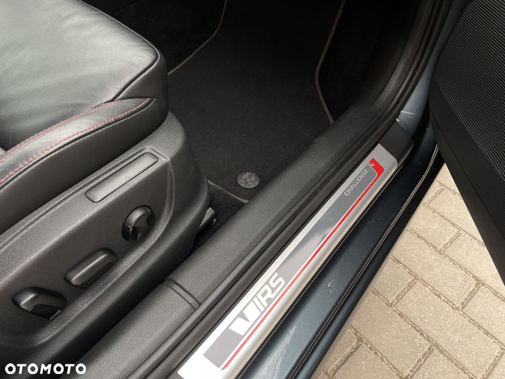 Skoda Octavia 2.0 TDI SCR RS DSG - 23