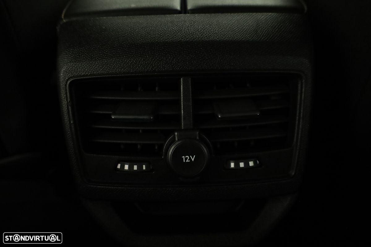 Peugeot 3008 1.2 PureTech GT EAT8 - 24