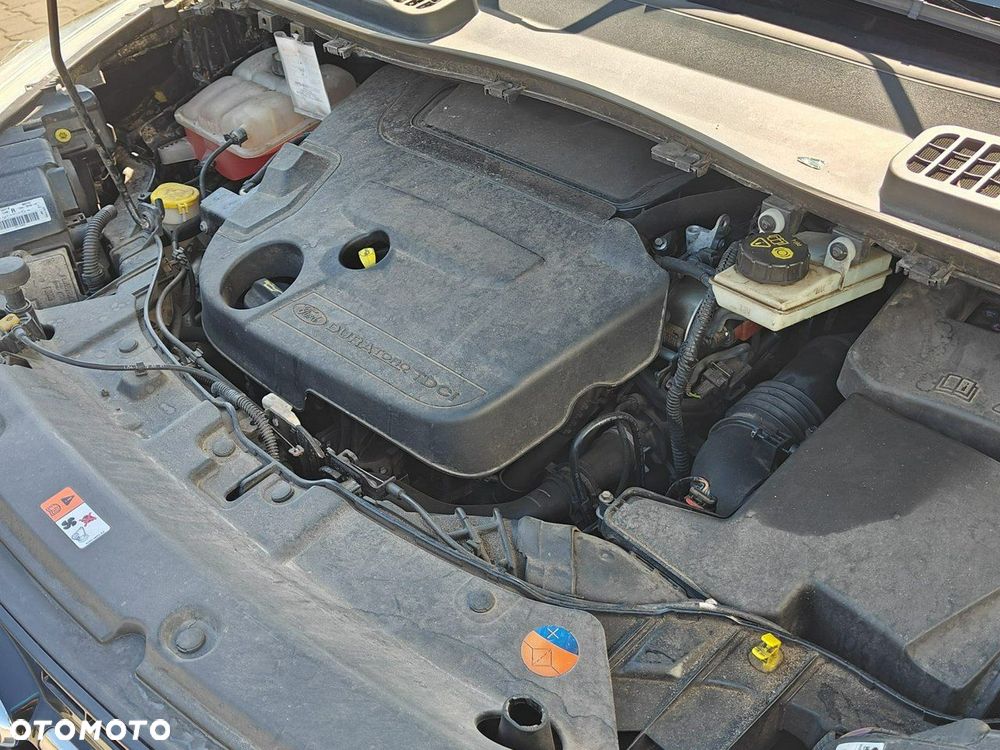 Ford Kuga - 21