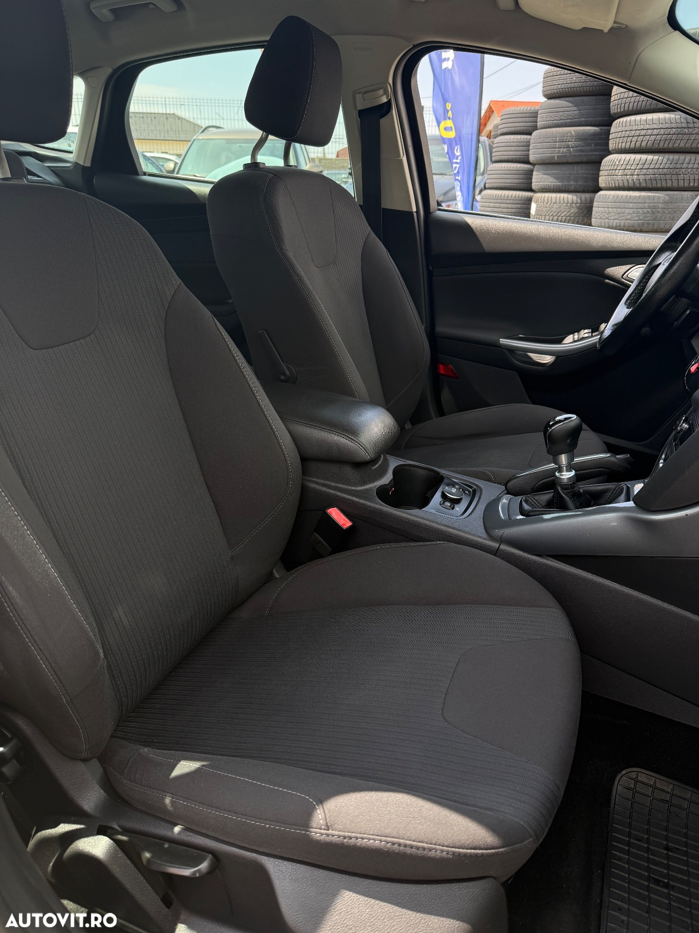 Ford Focus 1.6 TDCi DPF Start-Stopp-System Champions Edition - 8