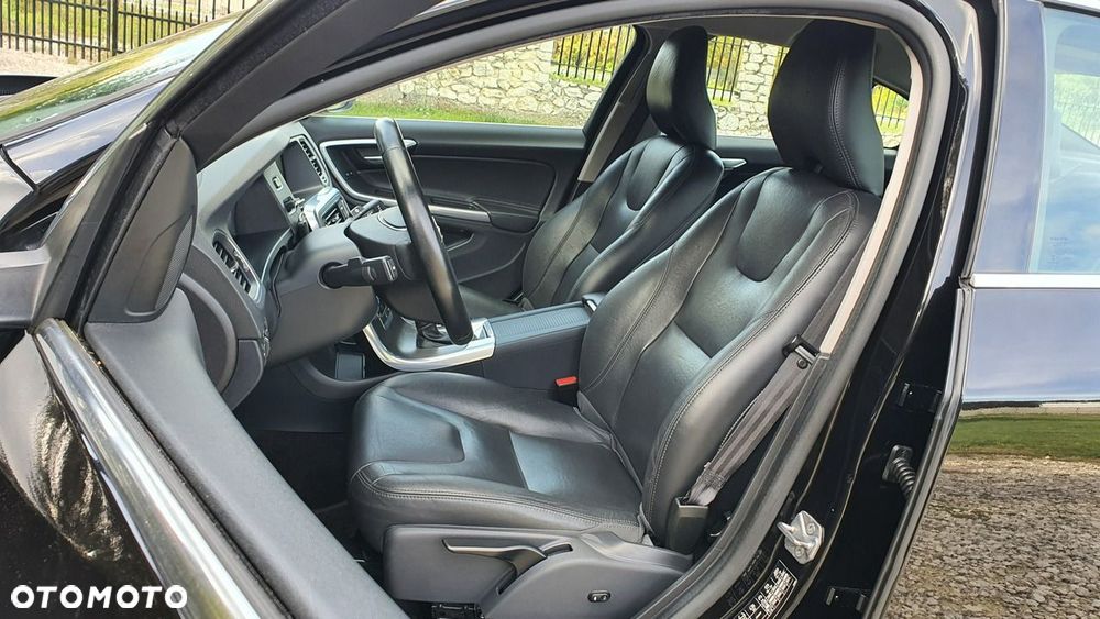 Volvo S60 D3 Geartronic Momentum - 7