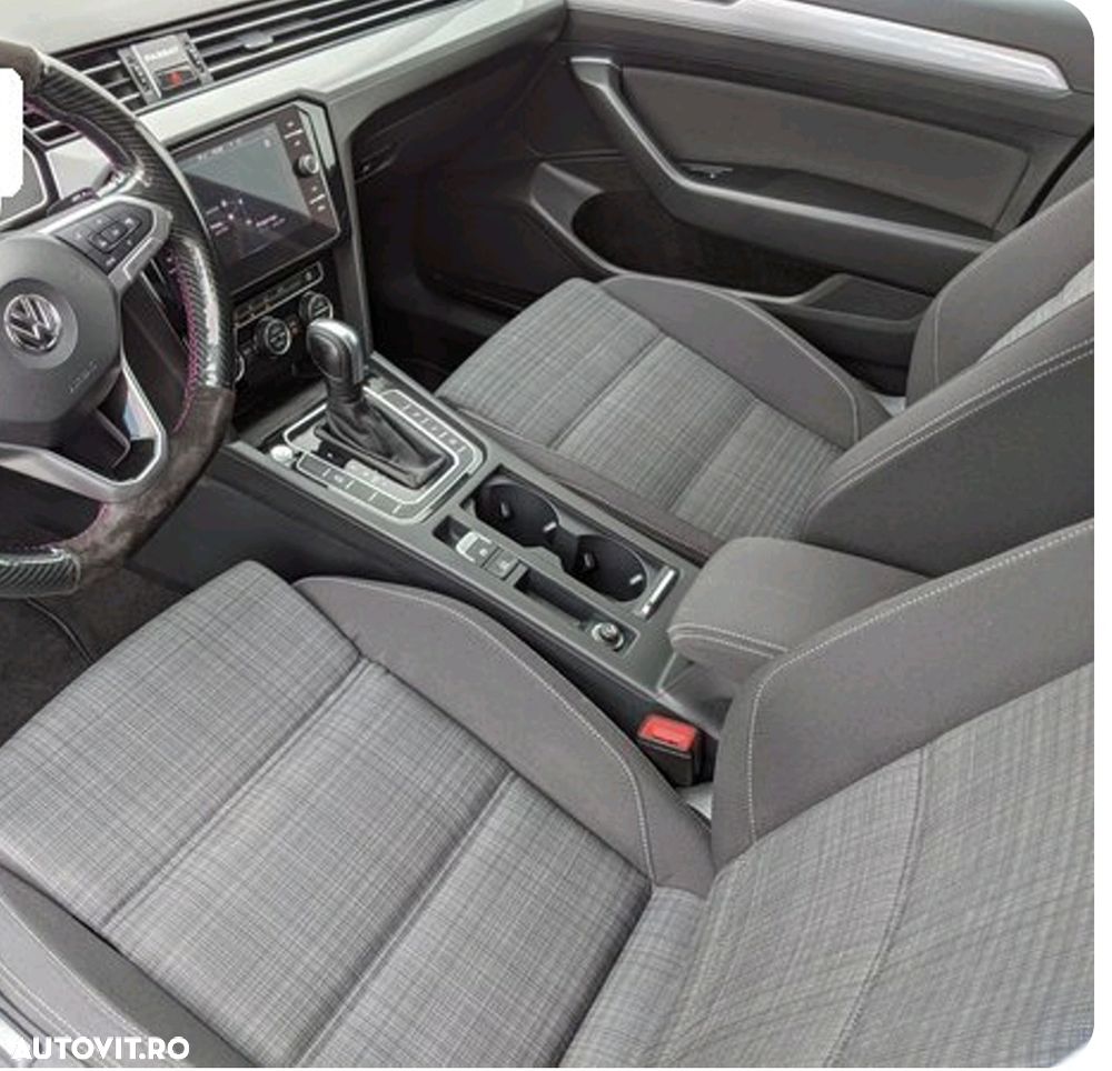 Volkswagen Passat 1.6 TDI SCR DSG Business - 9
