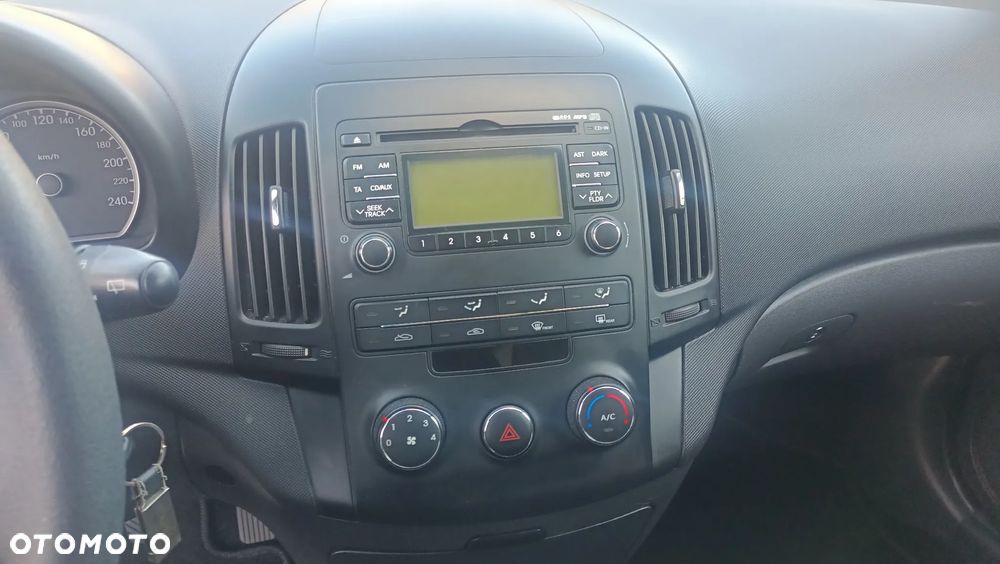 Hyundai i30 1.4 Edition 20 - 20