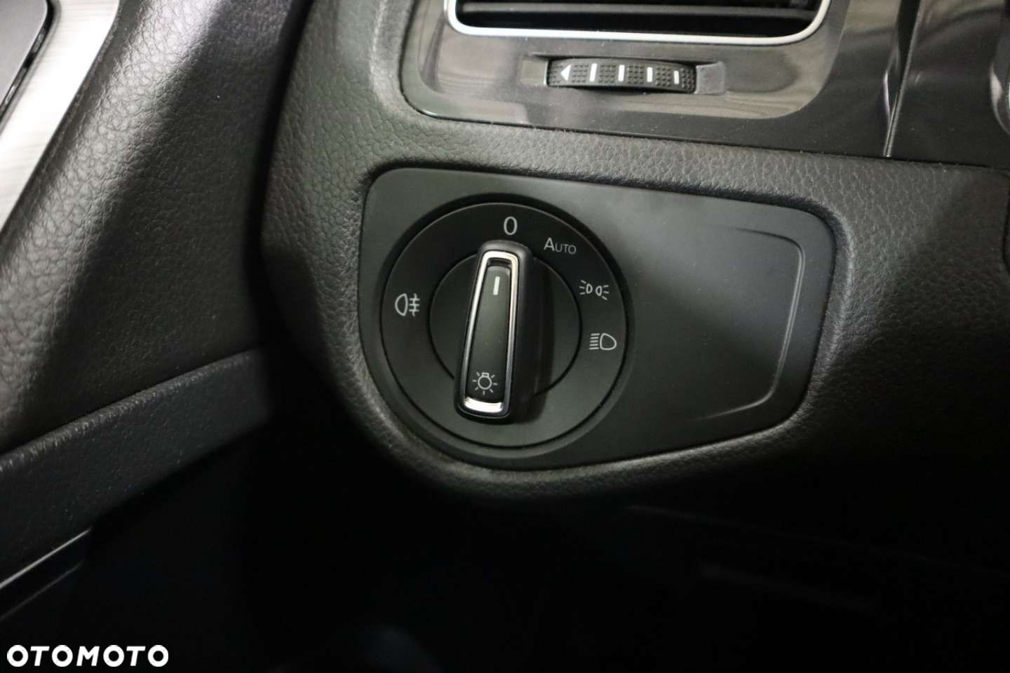 Volkswagen Golf e-Golf - 20