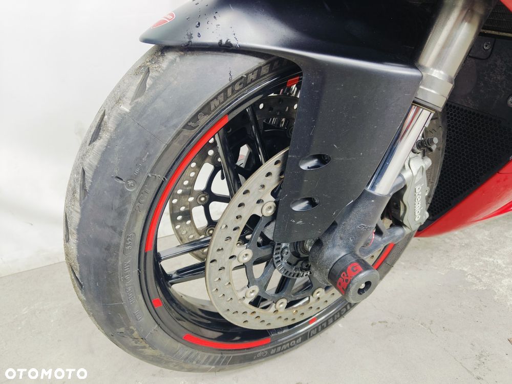 Ducati Panigale 899 - 19