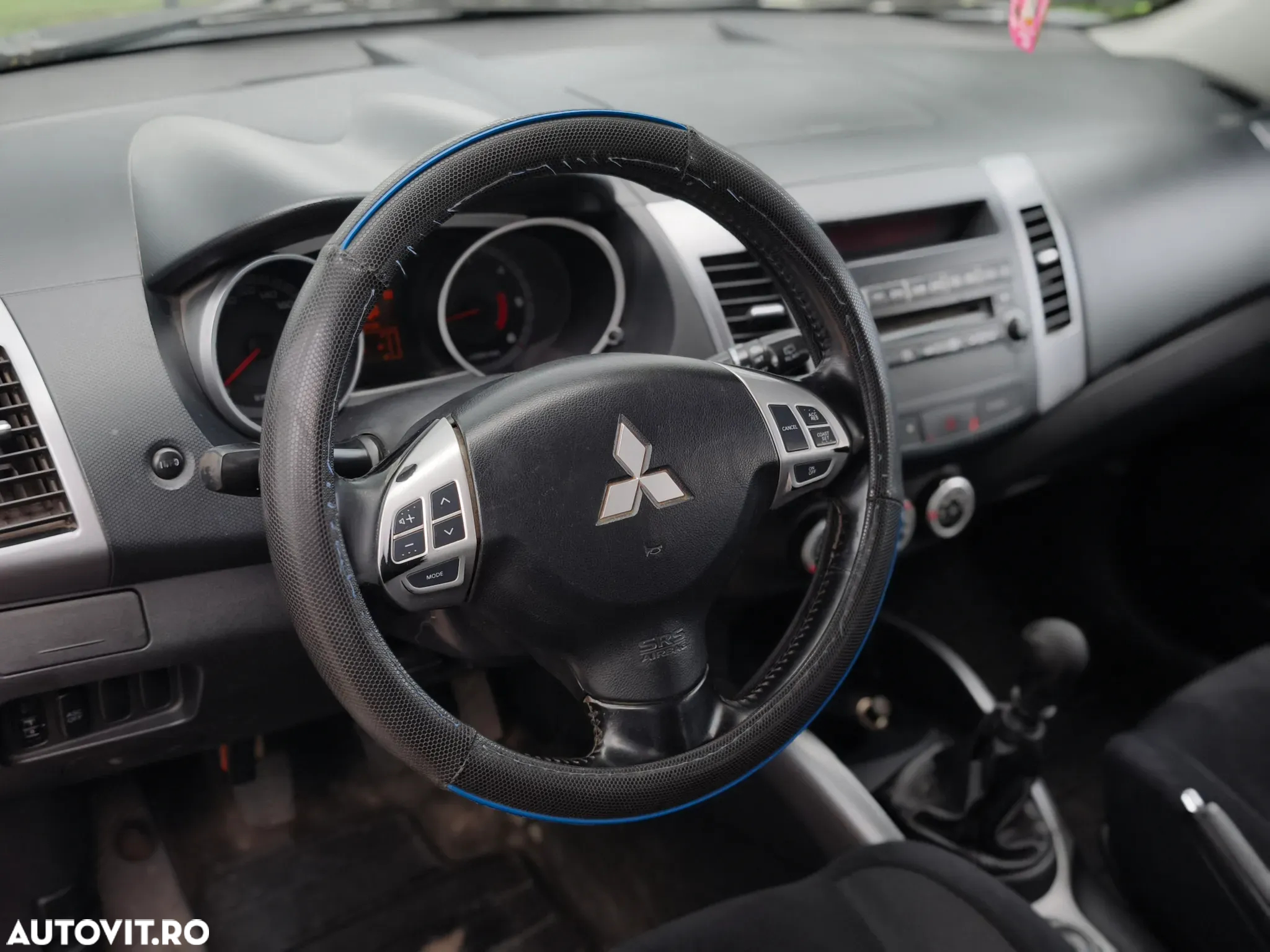 Mitsubishi Outlander 2.0 DI-D 4WD Instyle - 9