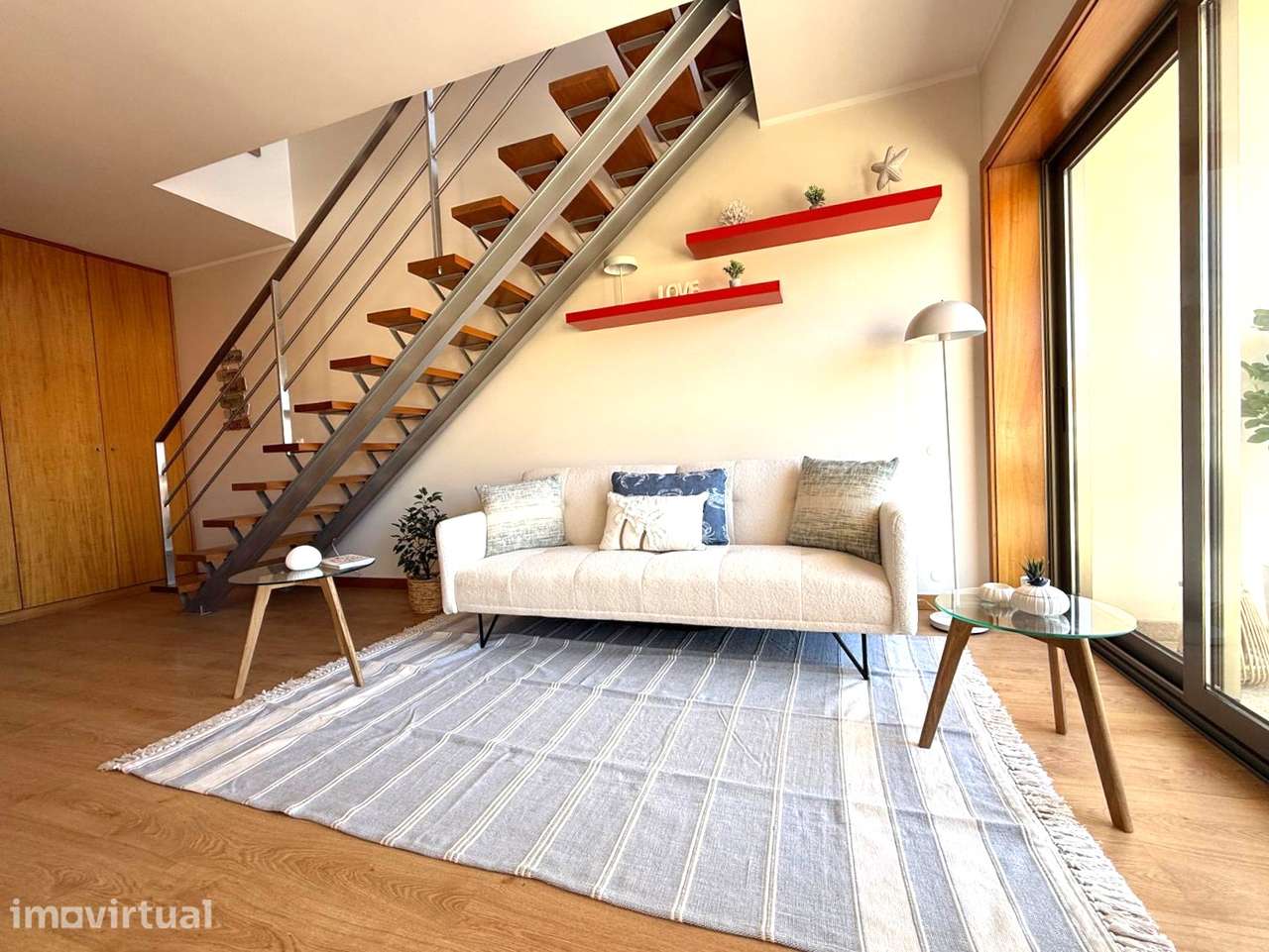 Apartamento T1 Duplex com Vista Mar - Grande imagem: 2/25