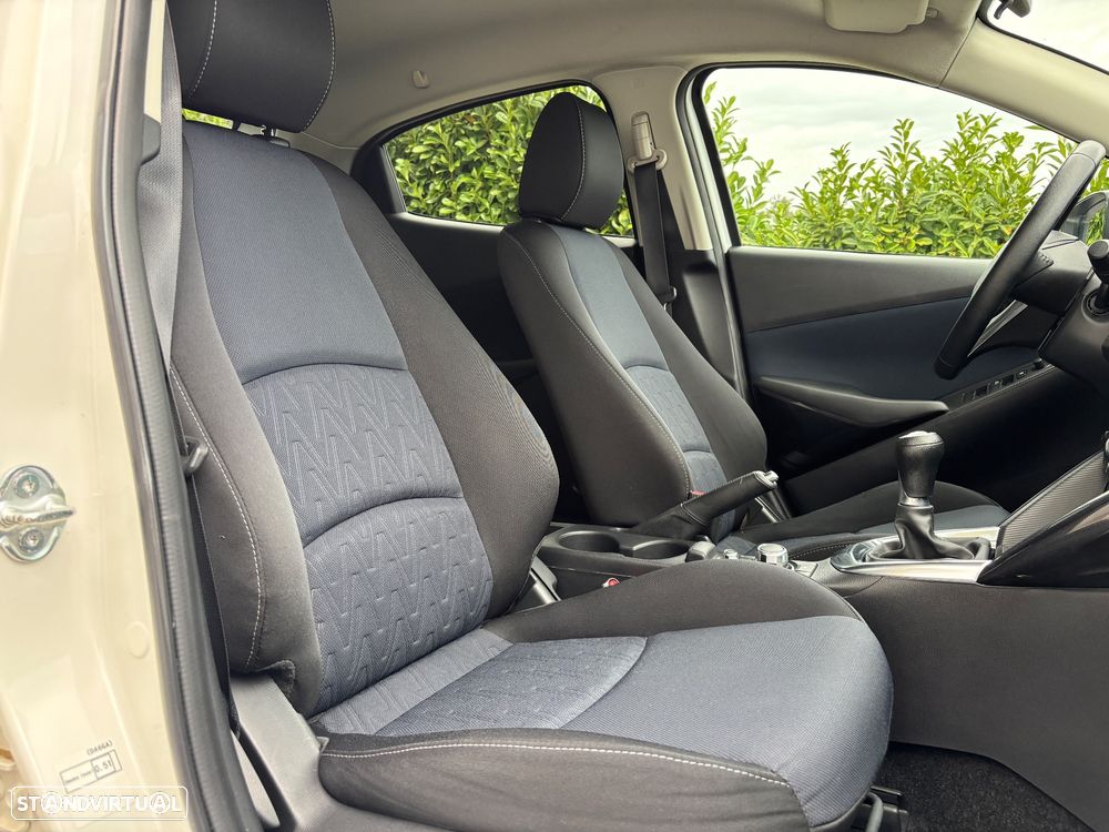 Mazda 2 1.5 Sky.Evolve Navi - 16