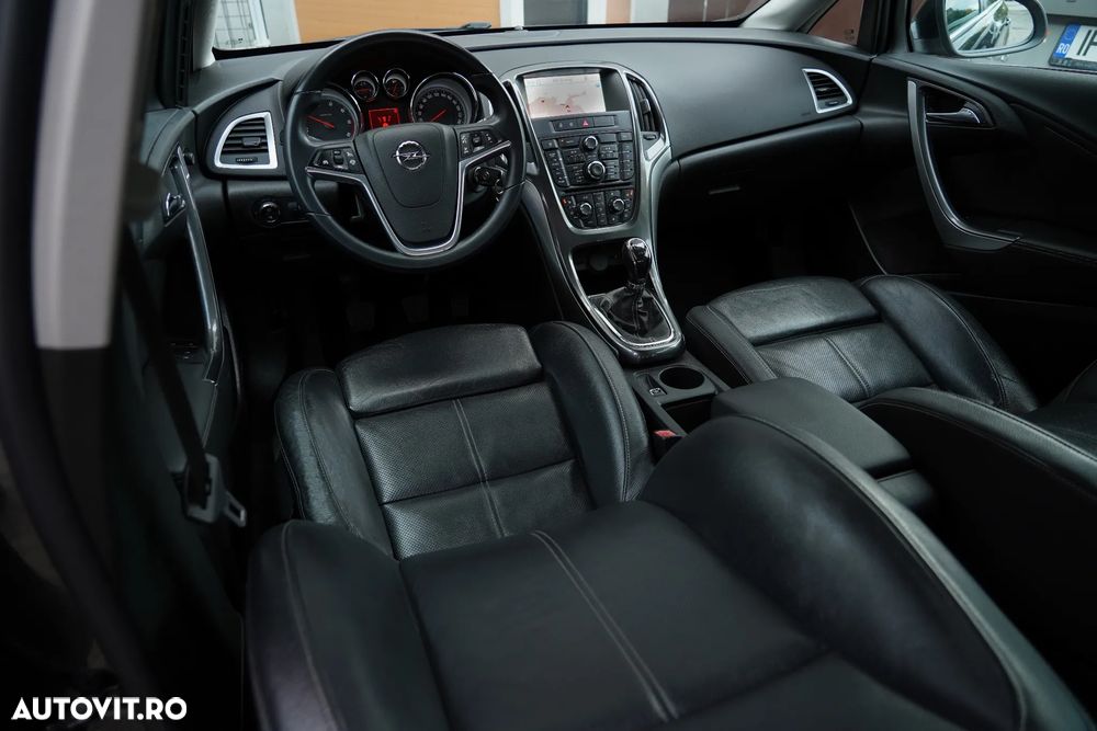 Opel Astra 1.7 CDTI ECOTEC Cosmo - 6